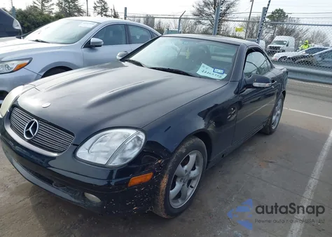 2003 Mercedes-Benz Slk 320 z USA, uszkodzony, nr VIN WDBKK65F93F280763